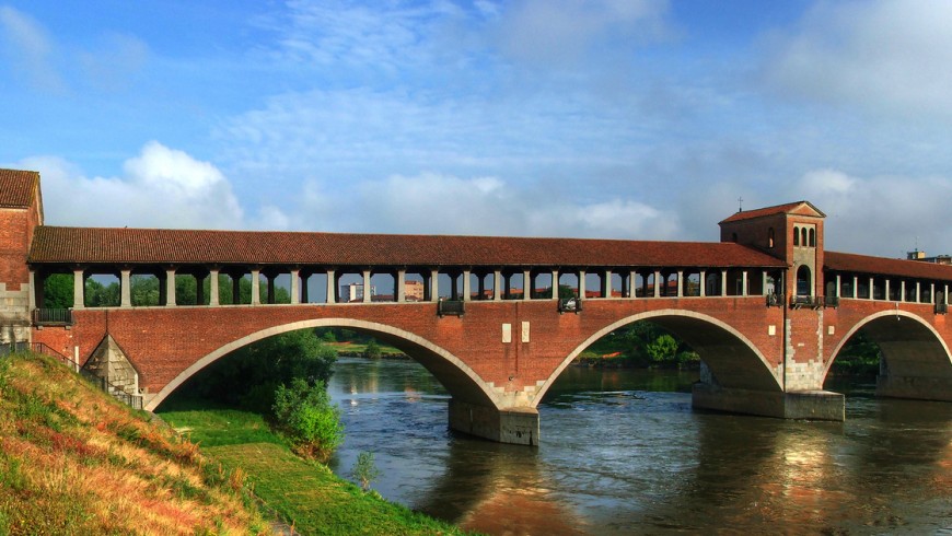 Pavia, art and university town in Ticino Park